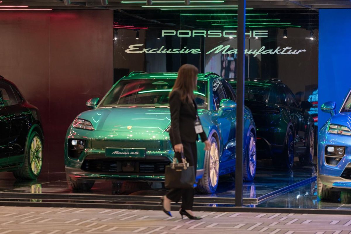 بورشه السعودية تكشف عن مَكان الجوهرة وتحتفي بالقيادة النسائية في قمة فوربس للمرأة في الشرق الأوسط 2025 بورشه السعودية