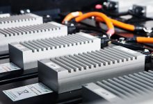 بطاريات السيارات الكهربائية