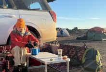 المستكشفة البريطانية روزي ستانسر مسيرتها عبر "طريق البخور 2025"