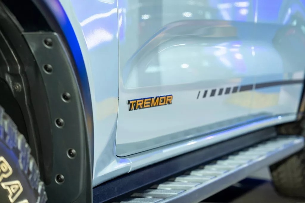 فورد إيفرست تريمور 2026