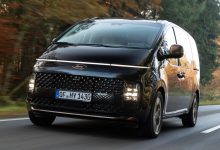 ستيرا 11 هيونداي ستاريا EV 2026 الكهربائية: الفان التي تتفوق على جميع منافسيها بسرعة الشحن والأداء