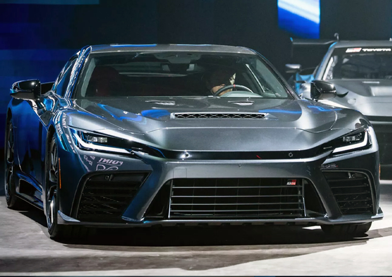 سيارة تويوتا جي ار جي تي تويوتا تعيد تعريف السيارات الرياضية مع GR GT وGR GT3: أداء سباقي بروح عصرية