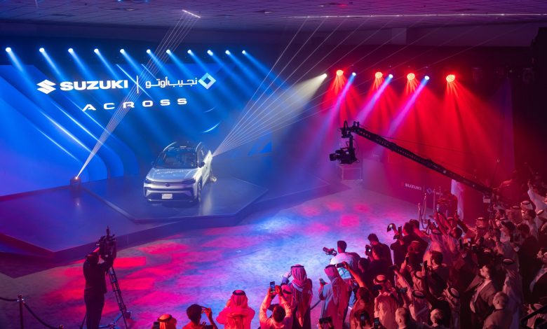 سوزوكي أكروس تبدأ رحلتها في المملكة عبر وكيلها الرسمي نجيب أوتو 1 3 سوزوكي أكروس تبدأ رحلتها في المملكة عبر وكيلها الرسمي نجيب أوتو