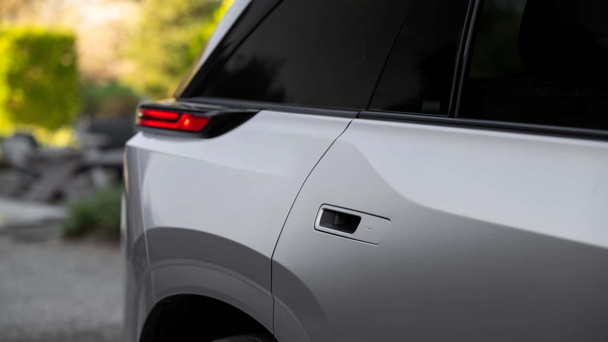 15 2 إطلاق تويوتا هايلاندر 2027 كأول SUV كهربائية بثلاثة صفوف مقاعد تعكس رؤية الوحش الياباني للمستقبل