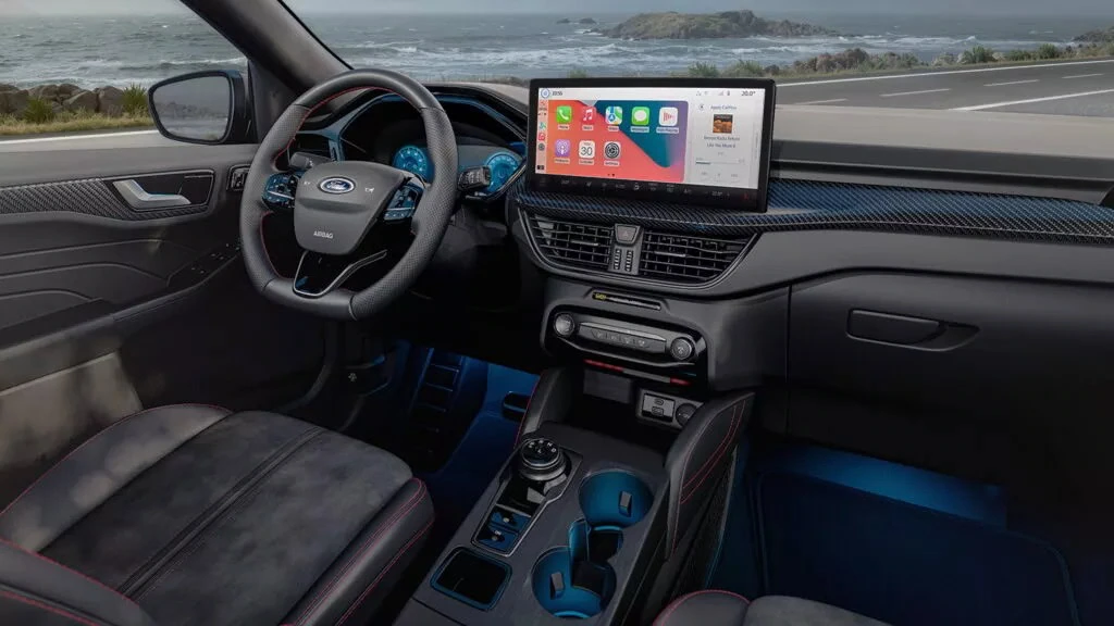3 2 فورد كوجا 2026 تدخل عصر القيادة الذكية مع نظام BlueCruise للقيادة دون استخدام اليدين