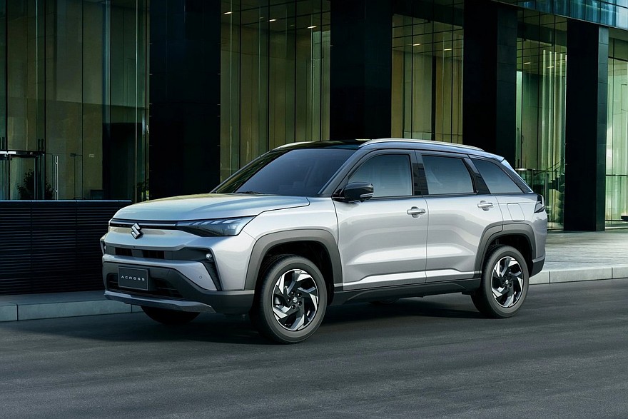 سوزوكي أكروس تبدأ رحلتها في المملكة عبر وكيلها الرسمي نجيب أوتو 3 22 سوزوكي أكروس تبدأ رحلتها في المملكة عبر وكيلها الرسمي نجيب أوتو