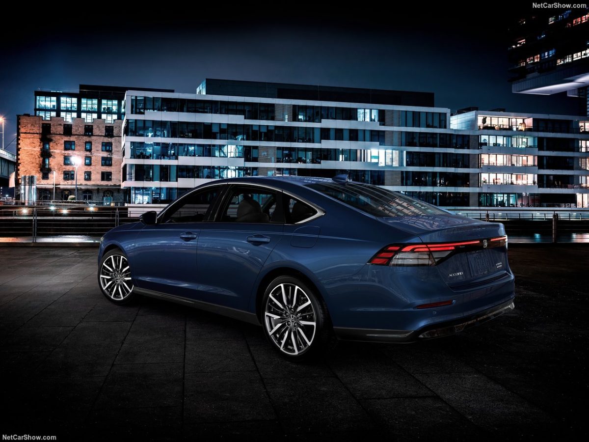 5 23 رمضان أحلى مع العائلة: هوندا أكورد 2025 بعرض خاص وأول قسطين علينا من عبدالله هاشم للسيارات