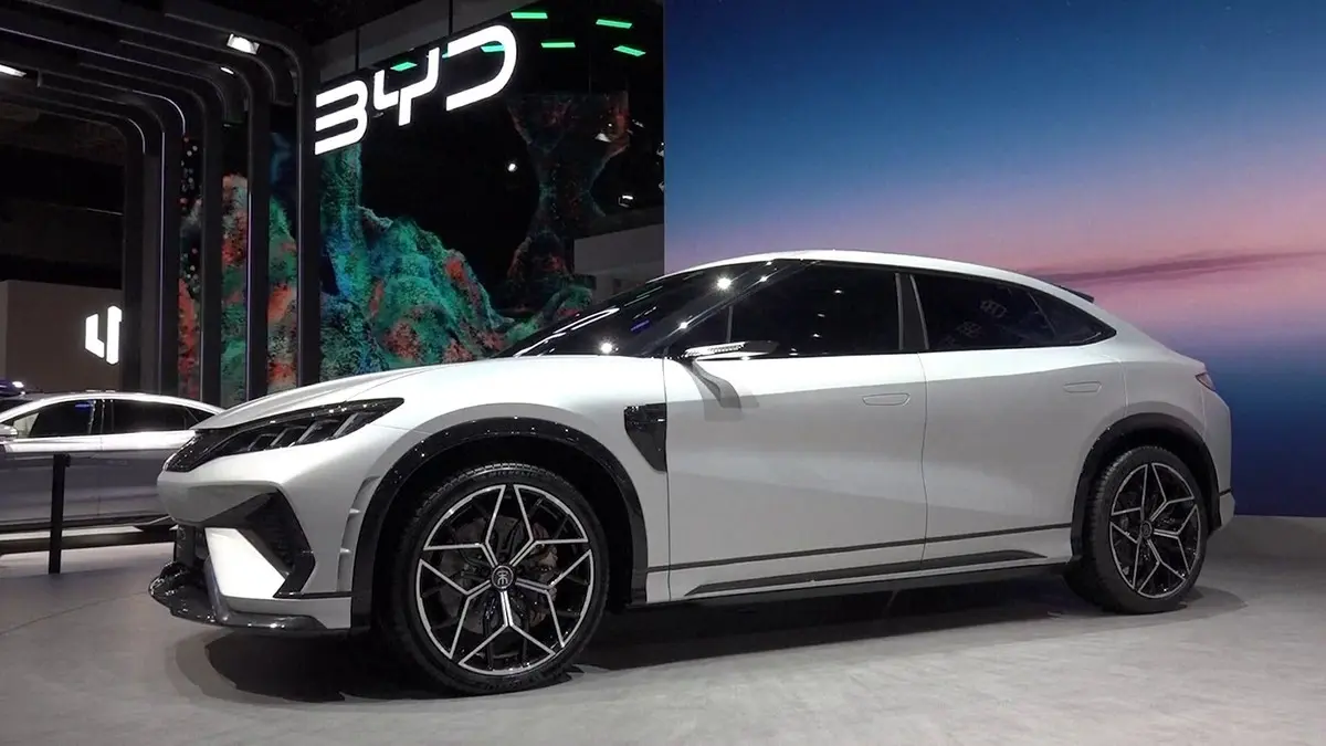 5 قرار صيني مفاجئ يغيّر تصميم السيارات بعد حوادث مأساوية