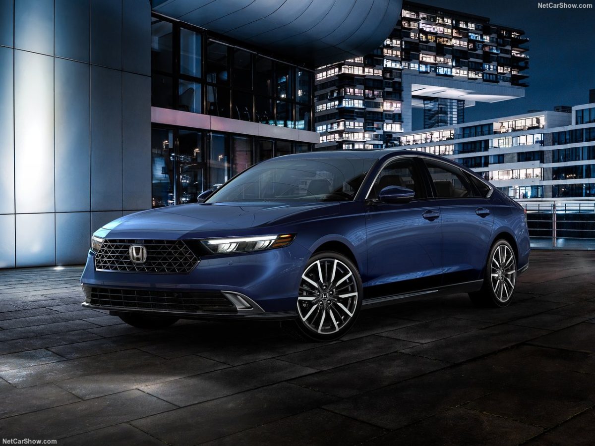 6 14 رمضان أحلى مع العائلة: هوندا أكورد 2025 بعرض خاص وأول قسطين علينا من عبدالله هاشم للسيارات