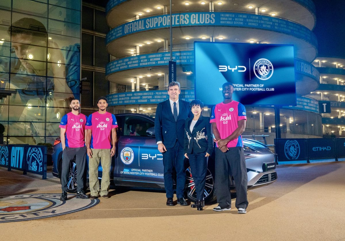 BYD تدخل ملعب الأبطال: شراكة رسمية لتزويد نادي مانشستر سيتي بالسيارات الكهربائية 9 8 BYD تدخل ملعب الأبطال: شراكة رسمية لتزويد نادي مانشستر سيتي بالسيارات الكهربائية