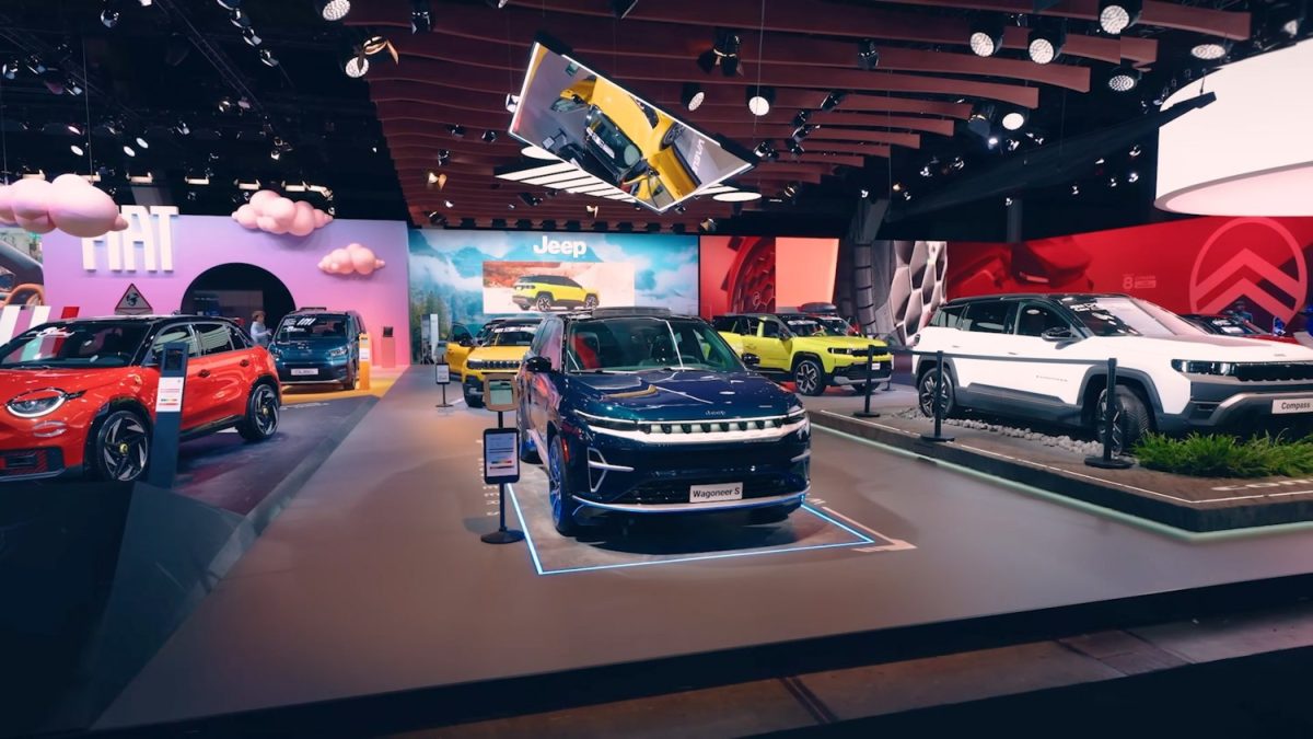 WhatsApp Image 2026 02 05 at 5.16.29 PM 1 في معرض بروكسل للسيارات… ستيلانتيس تكشف خارطة طريق طرازاتها الجديدة