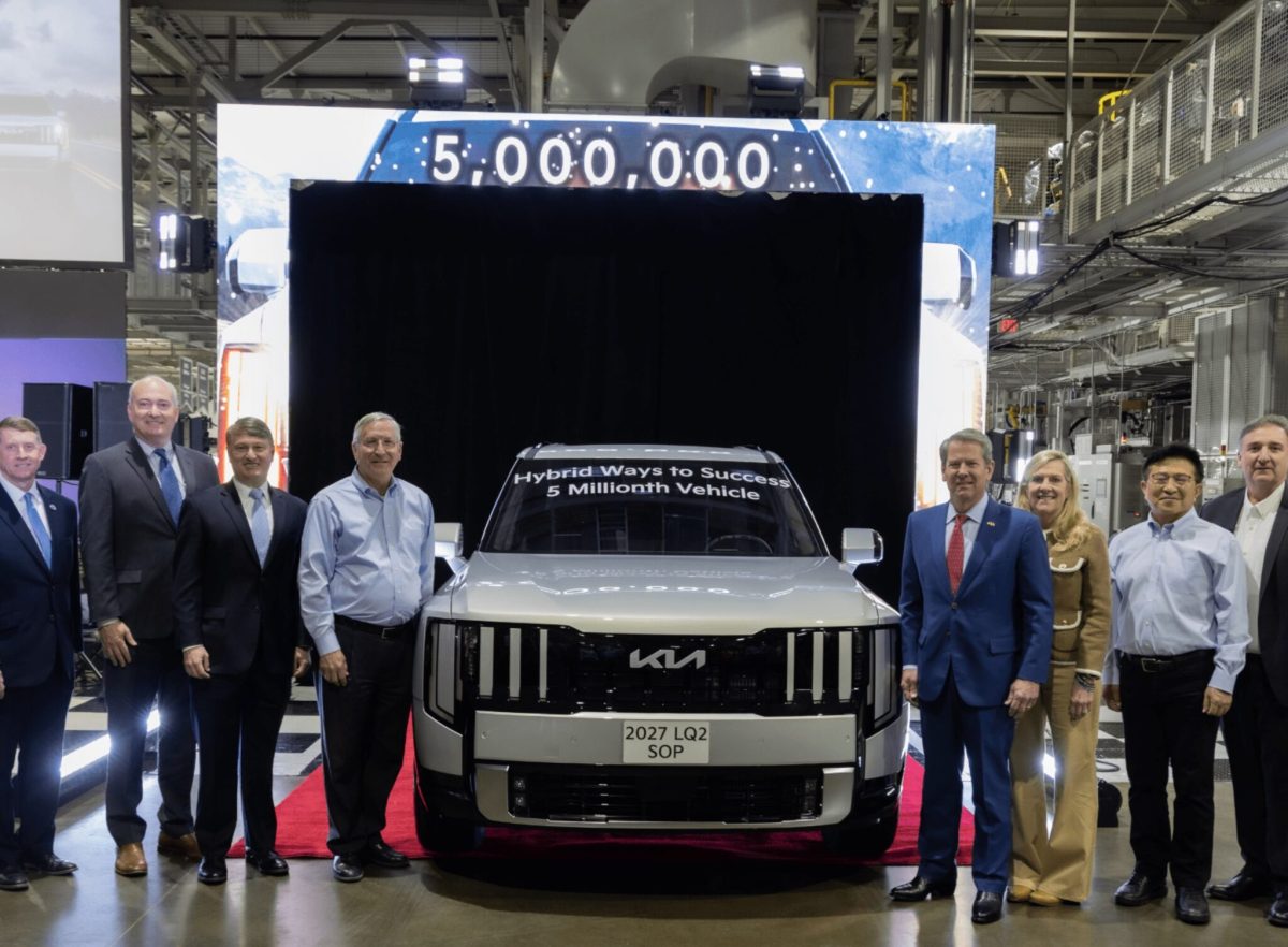 1 كيا تيلورايد 2027 تدخل مرحلة جديدة مع أول نسخة هايبرد تُنتج في الولايات المتحدة