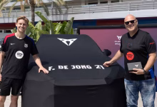 1 3 نجوم برشلونة يحصلون على سيارات كوبرا الجديدة ضمن الشراكة الرسمية