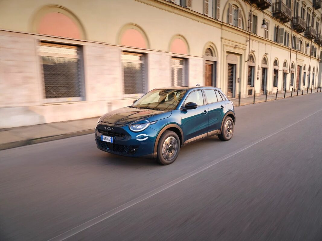 فيات تطلق 600 الجديدة بمحرك بنزين وناقل حركة يدوي لتوسيع خياراتها الاقتصادية في الأسواق العالمية 2 15 فيات تطلق 600 الجديدة بمحرك بنزين وناقل حركة يدوي لتوسيع خياراتها الاقتصادية في الأسواق العالمية