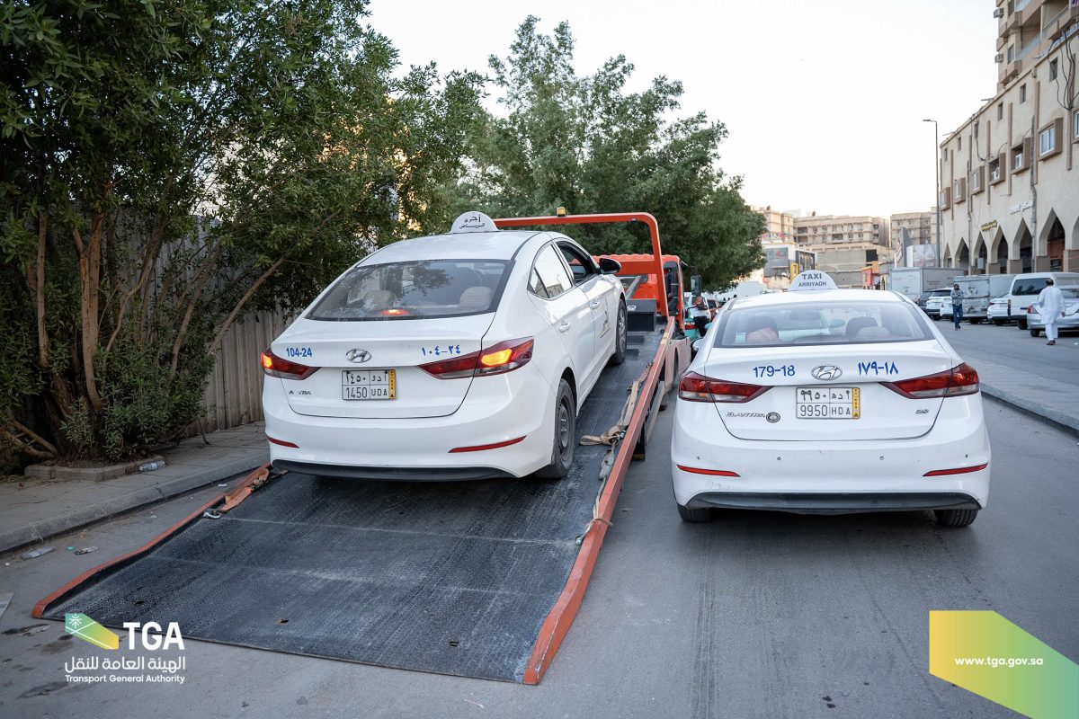 22 الهيئة العامة للنقل .. حملة مكثفة ترفع وتيرة الضبط المروري ضبط 22,678 مخالفة نقل وحجز 1,296 مركبة خلال الأسبوع الرابع من رمضان