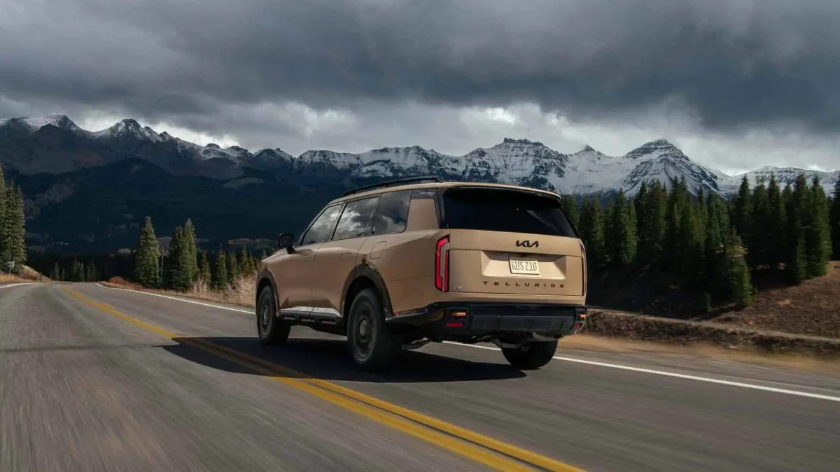 3 كيا تيلورايد 2027 تدخل مرحلة جديدة مع أول نسخة هايبرد تُنتج في الولايات المتحدة