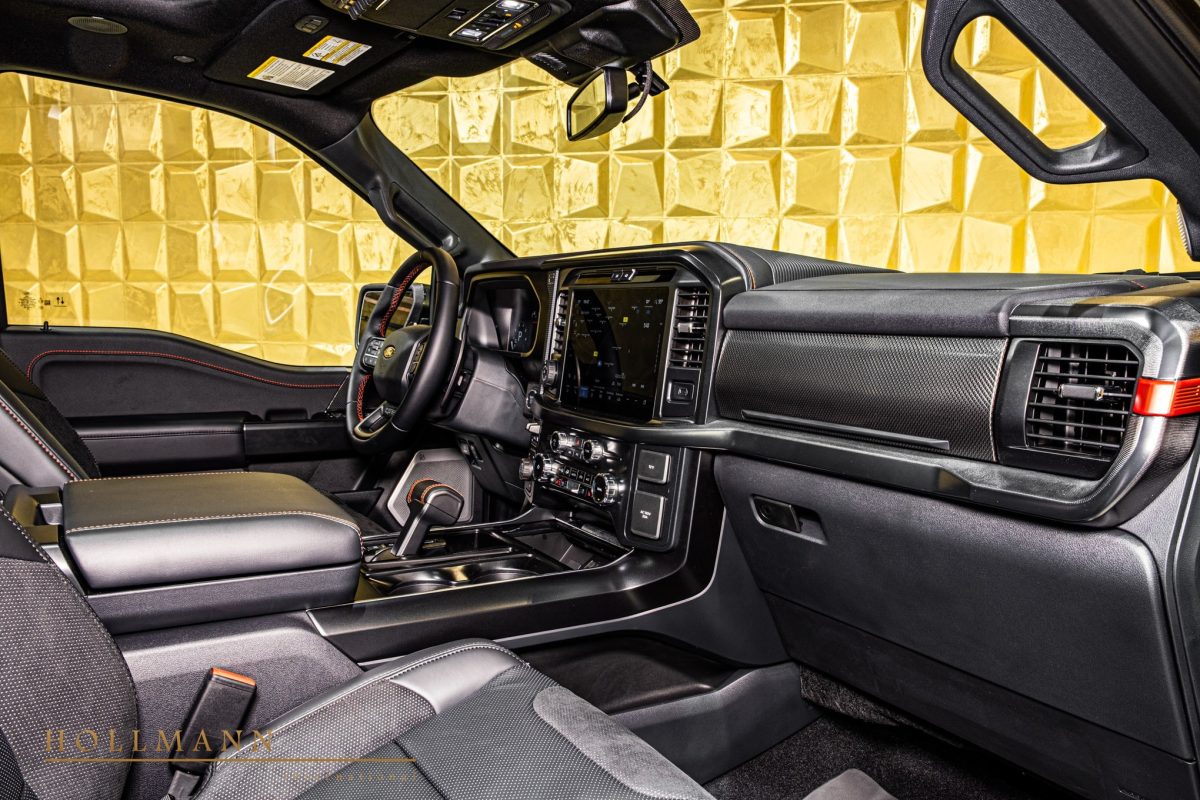 6 5 الوحش الأمريكي Ford F-150 Raptor يدخل أوروبا رسمياً بسعر يثير الجدل