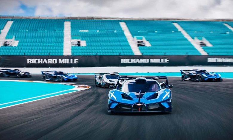 زئير Bugatti Bolide بمحرك W16 يوقظ ميامي… بوغاتي تحوّل حلبة الفورمولا 1 إلى ساحة رعب 7 11 زئير Bugatti Bolide بمحرك W16 يوقظ ميامي… بوغاتي تحوّل حلبة الفورمولا 1 إلى ساحة رعب