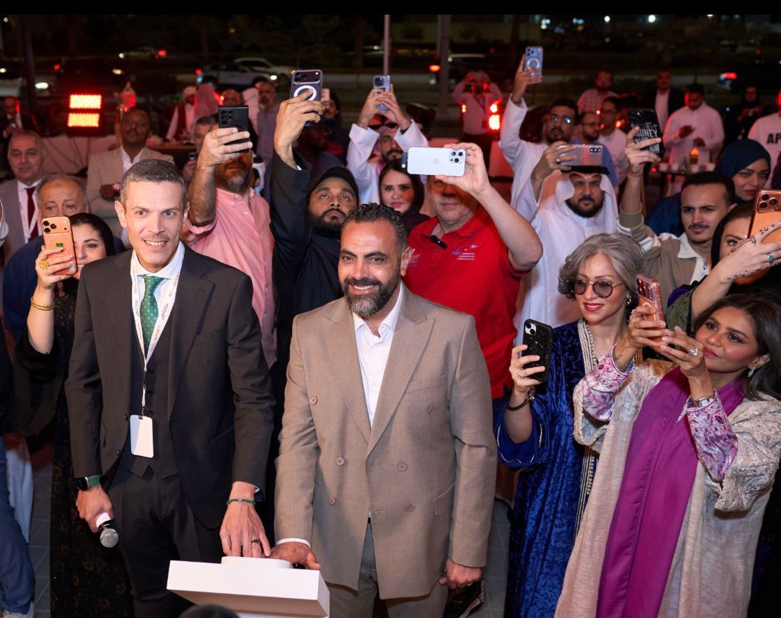 موشن موتورز تفتتح أول صالة عرض لسيارات SOUEAST في جدة وتبدأ مرحلة التوسع بالمنطقة الغربية 7 موشن موتورز تفتتح أول صالة عرض لسيارات SOUEAST في جدة وتبدأ مرحلة التوسع بالمنطقة الغربية