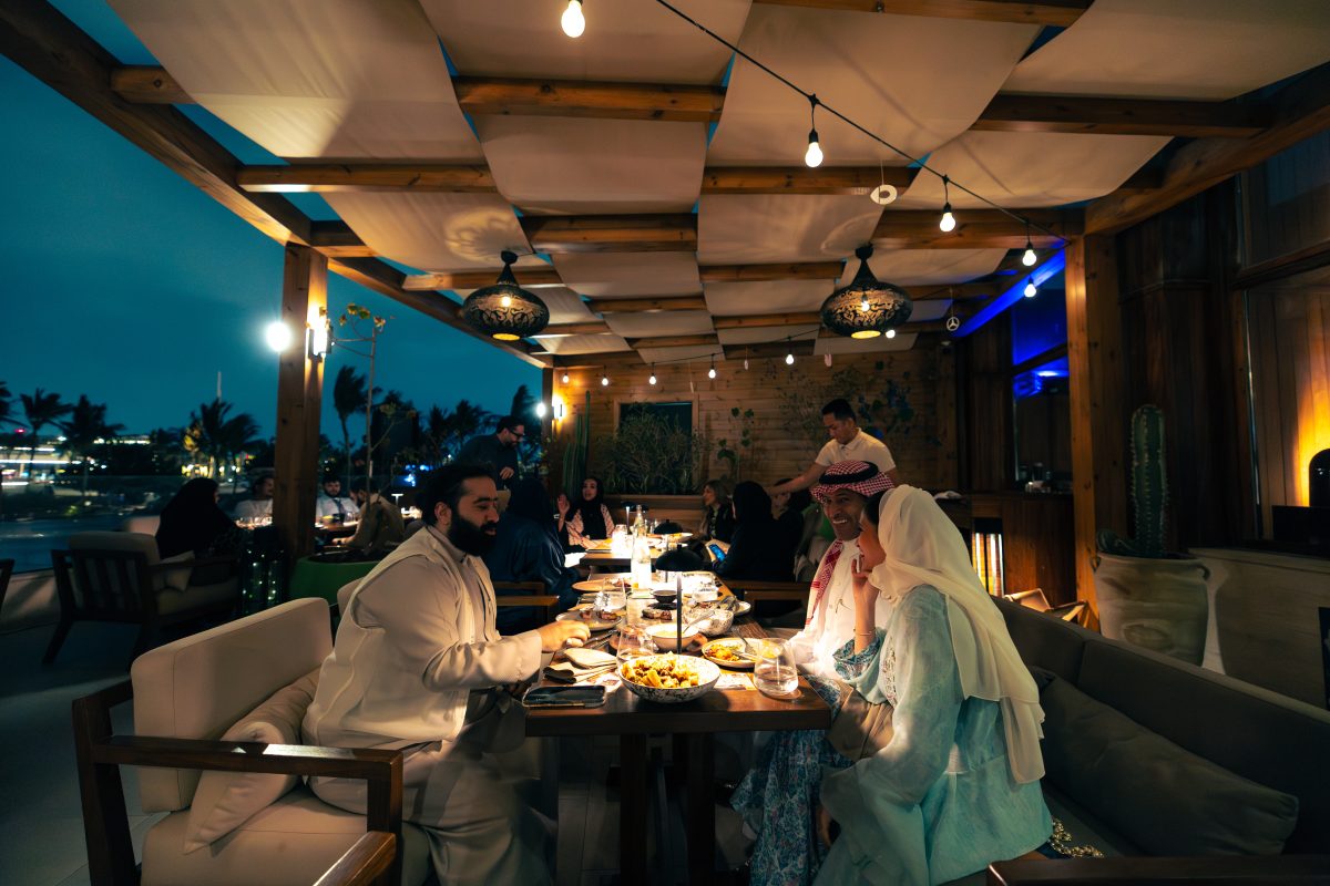 HADI4097 تألقت شركة الجفالي للسيارات في حفل إفطارها السنوي في أجواء رمضانية ساحرة في فندق موفنبيك النورس - جدة