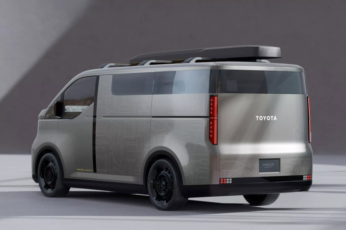 14 تويوتا هايس 2027 تودّع تصميمها التاريخي بعد 22 عاماً وتستعد لجيل جديد بالكامل