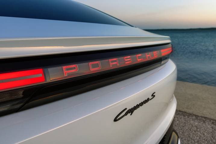 31 3 بورشه كايين كوبيه الكهربائية 2027.. أقوى سيارة في تاريخ العلامة تظهر لأول مرة في بكين