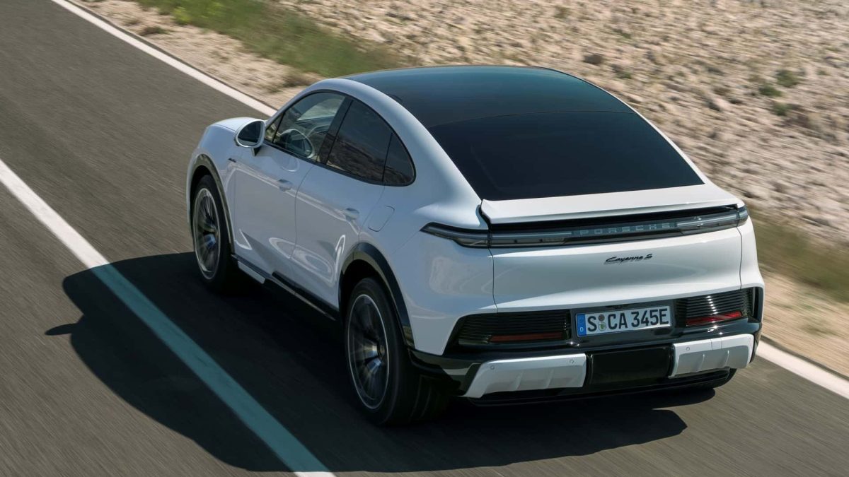 36 بورشه كايين كوبيه الكهربائية 2027.. أقوى سيارة في تاريخ العلامة تظهر لأول مرة في بكين