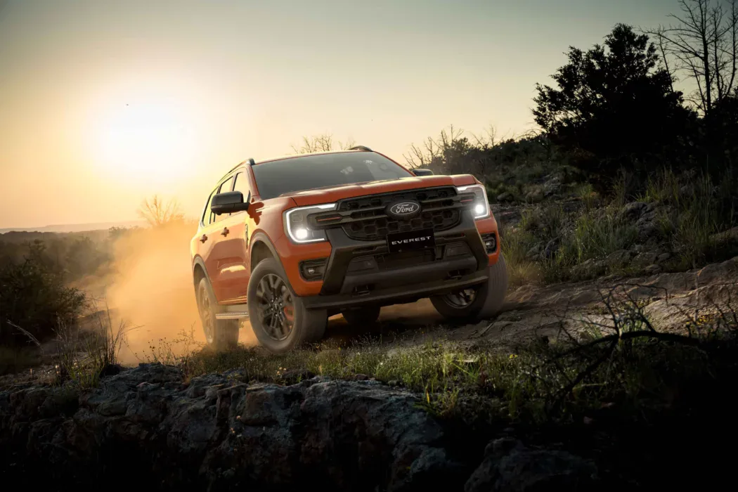 4 3 فورد إيفرست وايلدتراك 2026 الجديدة.. تحديثات قوية وروح مغامرة أكثر