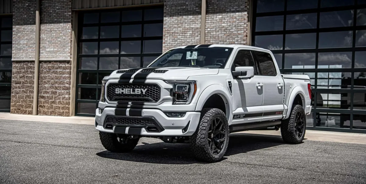 010 1 شيلبي تطلق فورد F-150 خارقة بقوة 810 حصان وروح أمريكية متوحشة