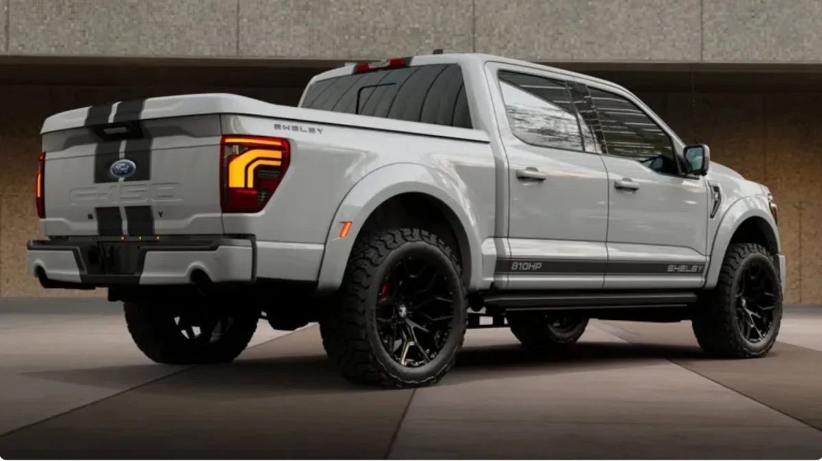 2 2 شيلبي تطلق فورد F-150 خارقة بقوة 810 حصان وروح أمريكية متوحشة