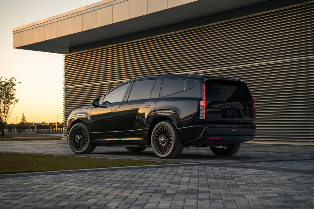 20 هيونداي تكشف أيونيك 9 Black Ink الجديدة.. أفخم SUV كهربائية في تاريخها