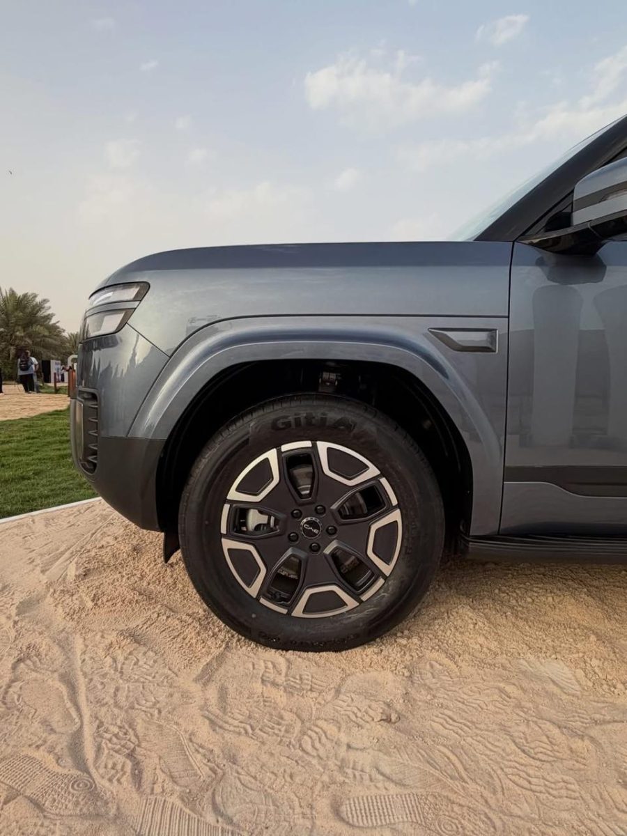 WhatsApp Image 2026 05 21 at 12.31.23 PM الكشف عن BYD Ti7 في السعودية.. SUV هجينة بـ480 حصان ومدى يتجاوز 700 كم