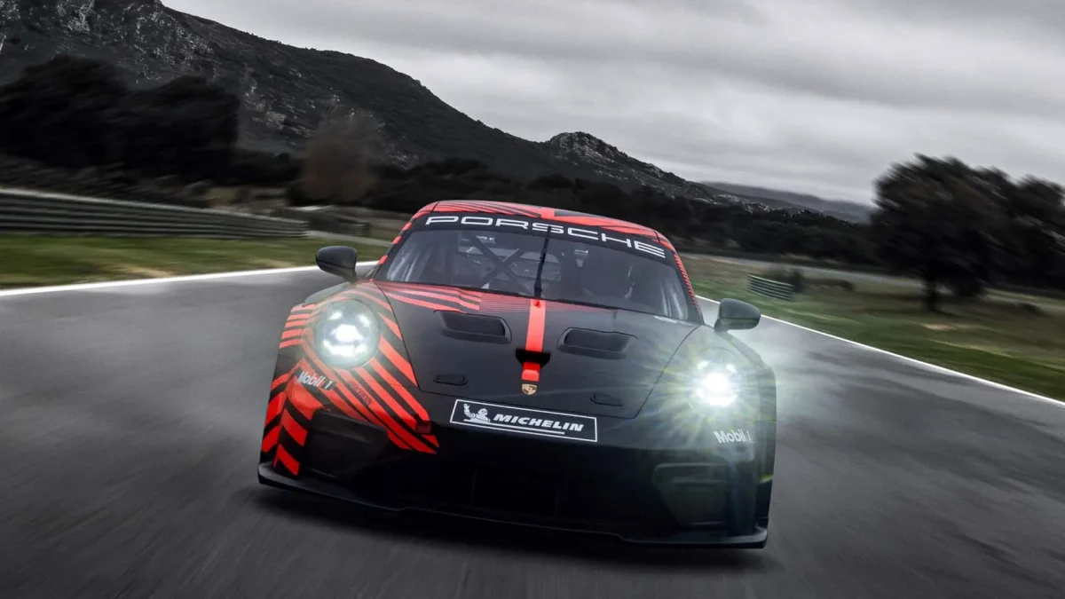 بورش 911 gt4 r بورش تستبدل كايمان بـ911 GT4 R في فئة الأداء المخصص للحلبات