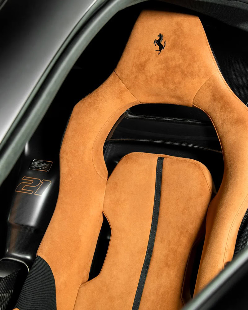 فيراري تقدم نسخة خاصة وجريئة من sf90 xx 6 فيراري تكشف عن نسخة خاصة وجريئة من SF90 XX بتصميم استثنائي