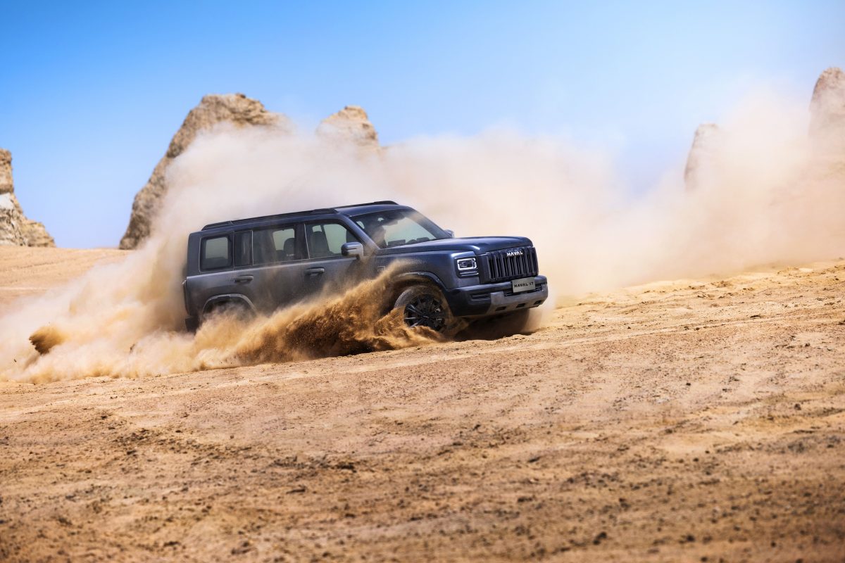 شركة توزيع وتسويق السيارات المحدودة تسلّط الضوء على سيارة HAVAL V7 موديل 2027 ضمن عرض الأصفار الثلاثة 外拍图 燃油 沙漠 4 شركة توزيع وتسويق السيارات المحدودة تسلّط الضوء على سيارة HAVAL V7 موديل 2027 ضمن عرض الأصفار الثلاثة