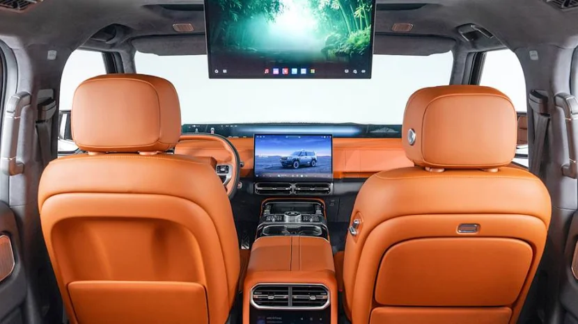 جيتور g700 كمفورت هايبرد 2026 من الداخل جيتور G700 آرك إديشن تختبر حدود المغامرة.. سيارة SUV تسبح فوق الماء بتقنيات متطورة